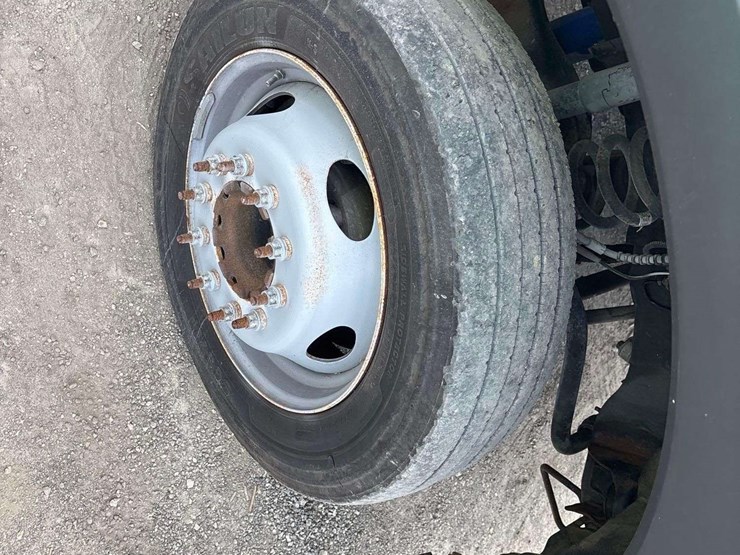2018-ford-f550-image-26