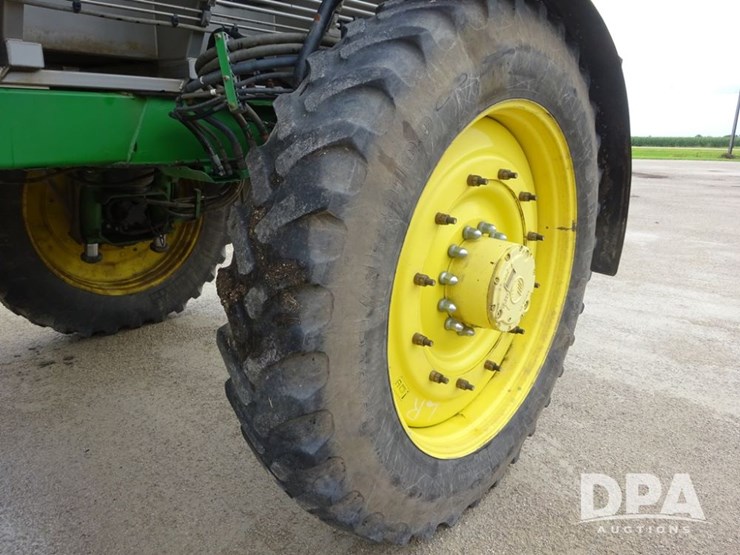 2016-john-deere-r4045-image-53