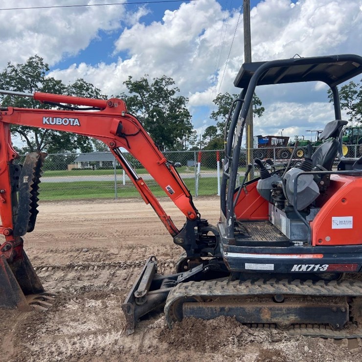 KUBOTA KX71-3