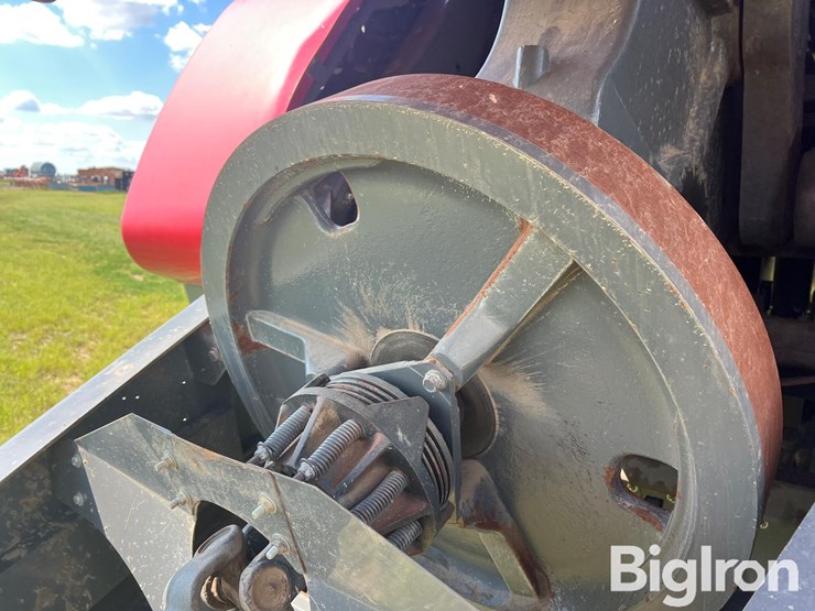 2014-massey-ferguson-2290-image-13