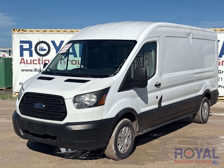 2016-ford-transit-image-1