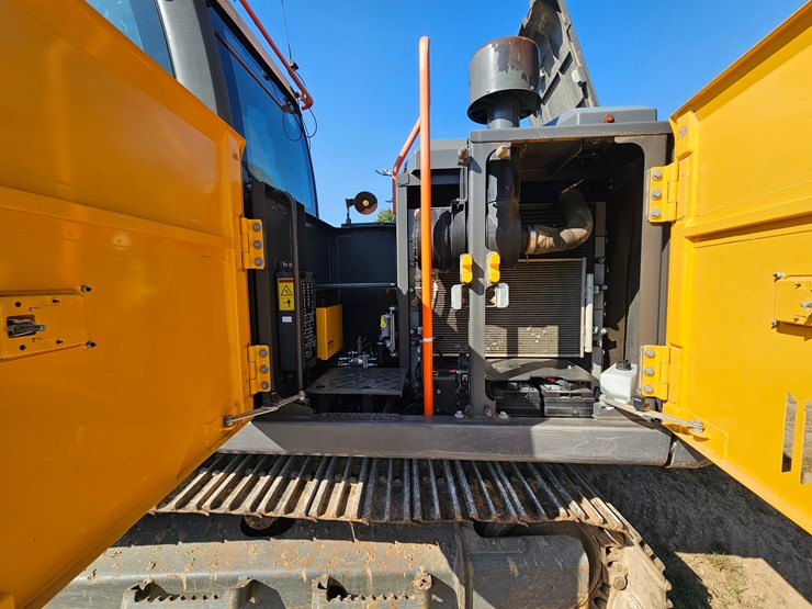 2018-volvo-ec160el-image-55