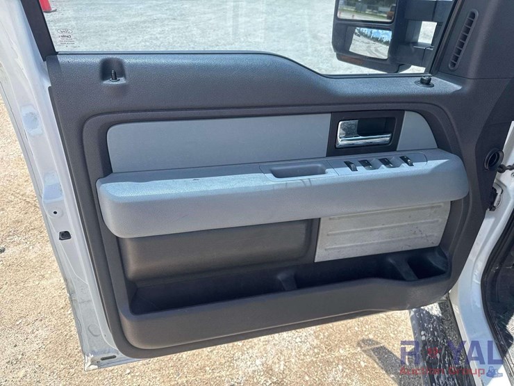 2014-ford-f150-xl-image-12