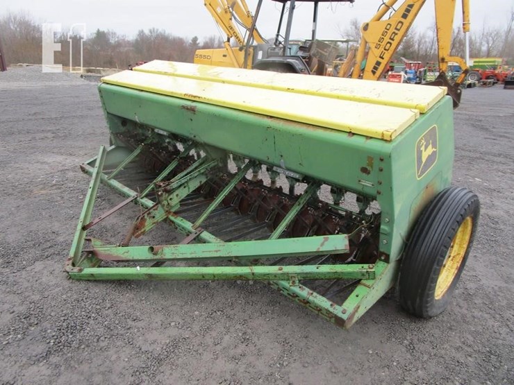 john-deere-8300-image-3