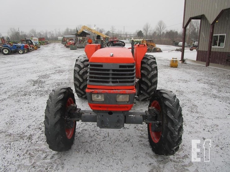 kubota-m8200-image-2