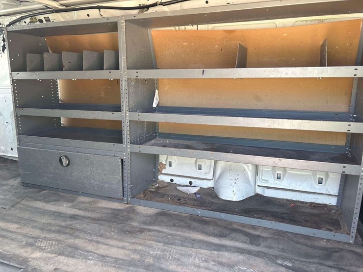 2014-ford-cargo-image-21