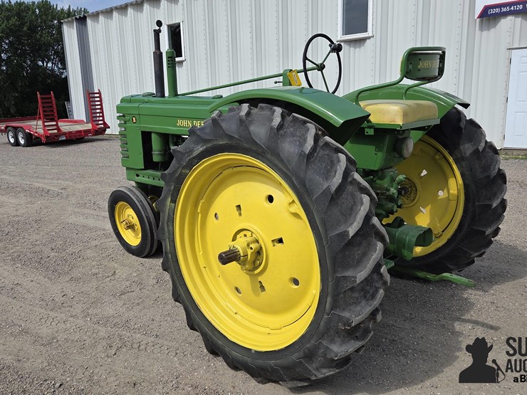 john-deere-b-image-7