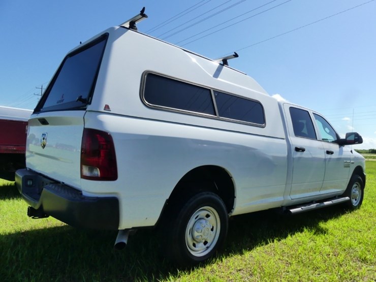 2016-dodge-ram-2500-image-3