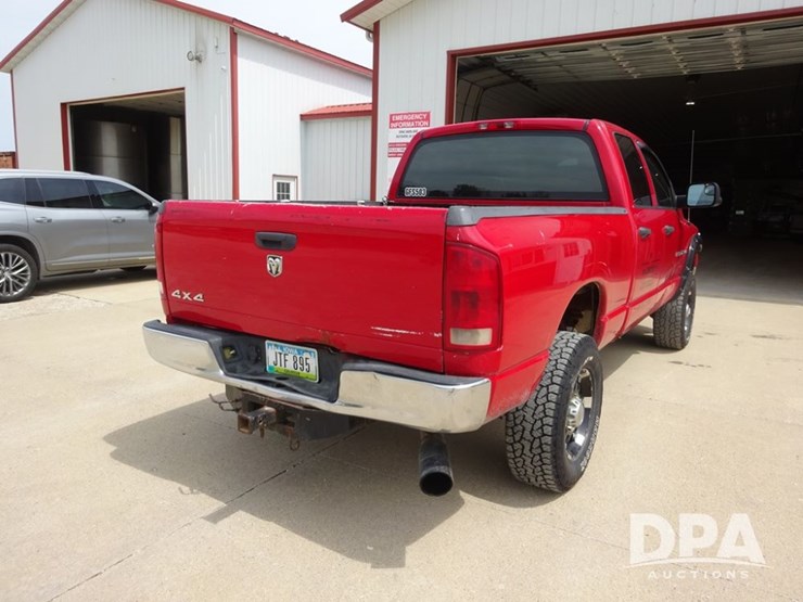 2004-dodge-ram-2500-image-22