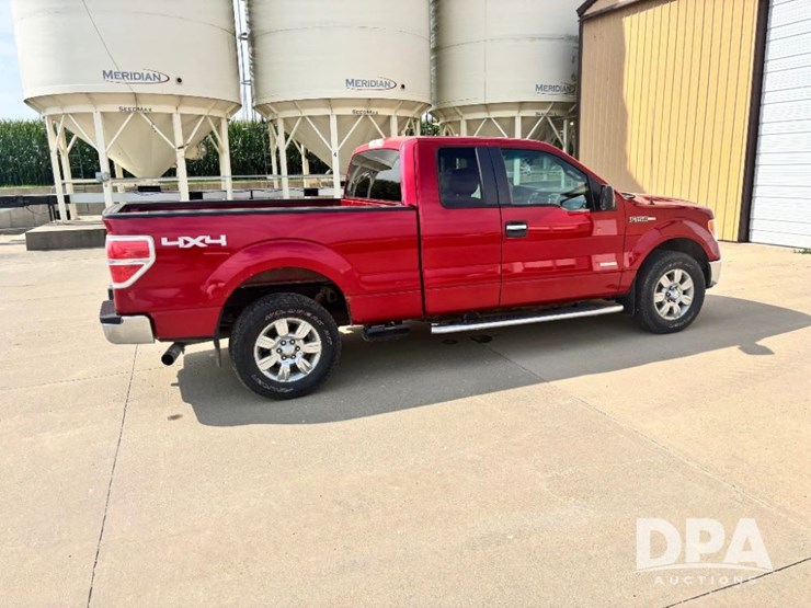 2012-ford-f150-xlt-image-8