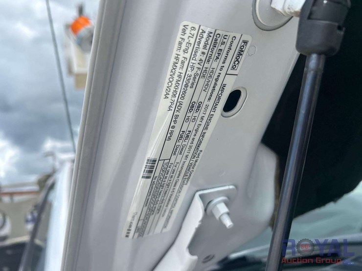 2017-ford-f450-image-17