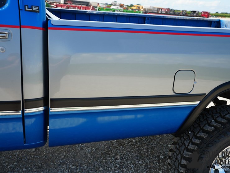 1993-dodge-w350-image-19