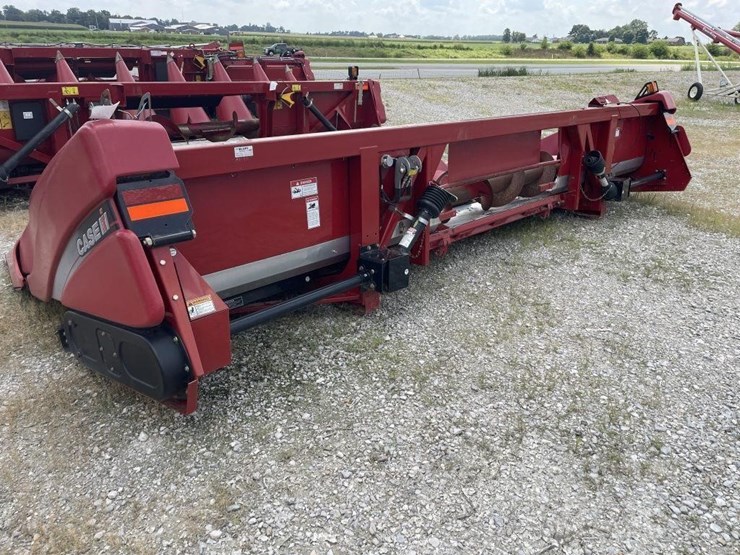 2013-case-ih-3408-image-35