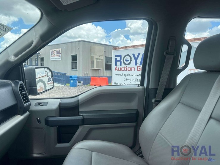2016-ford-f150-image-12