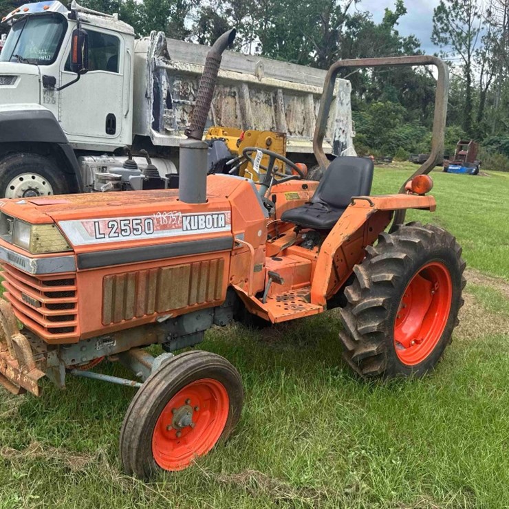KUBOTA L2550
