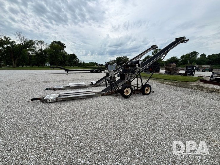 adams-field-loader-conveyor-(gp11155,-unit-35374)-image-1