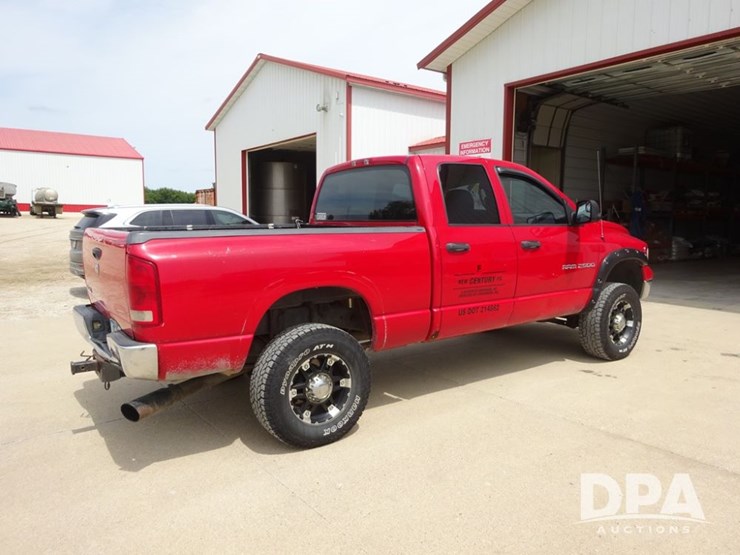 2004-dodge-ram-2500-image-25