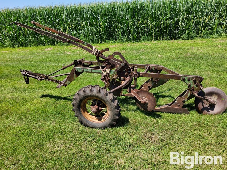 john-deere-44-image-8