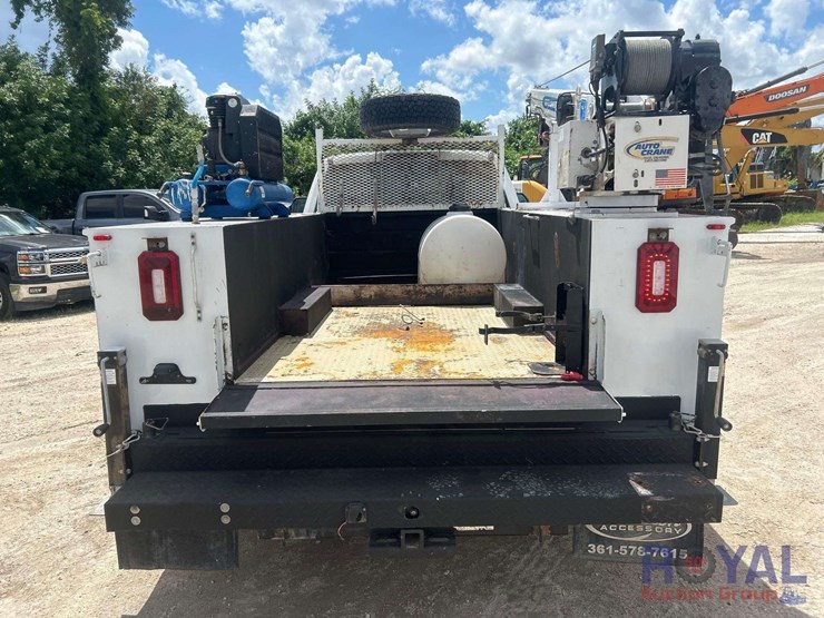 2019-ford-f350-image-30