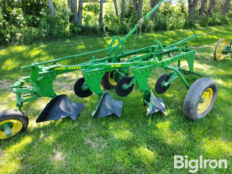 john-deere-555-image-5