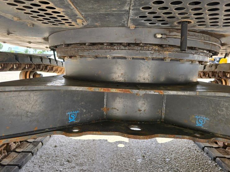 2014-case-cx145c-image-94