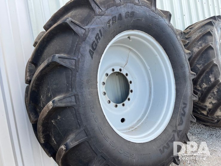 flotation-tires-(jn2719)-image-7