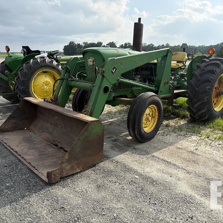 JOHN DEERE 2030