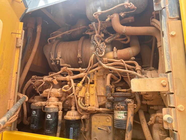 2014-deere-544k-image-14