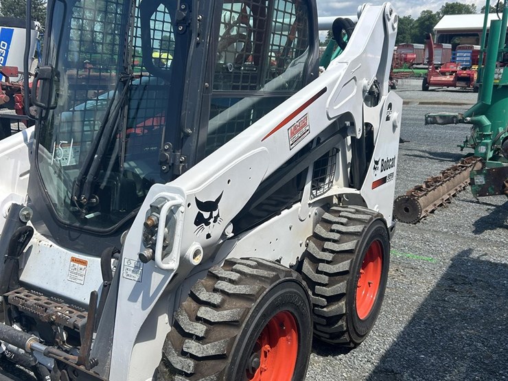 2014-bobcat-s570-image-3