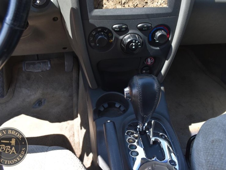 2005-hyundai-santa-fe-image-38