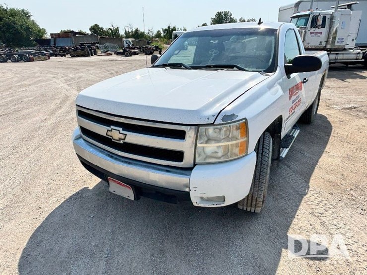 2008-chevrolet-silverado-image-15