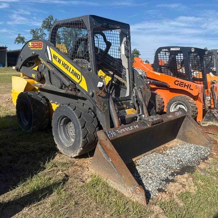 NEW HOLLAND L328