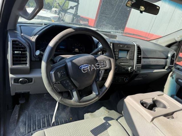 2019-ford-f550-image-16