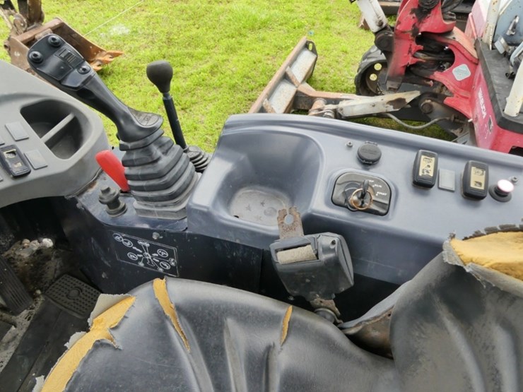 kubota-r530-image-11