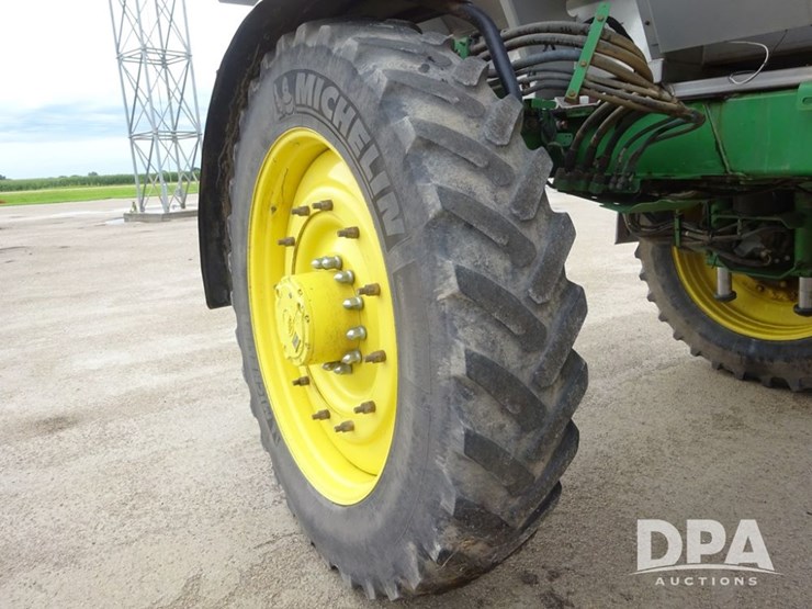 2016-john-deere-r4045-image-51