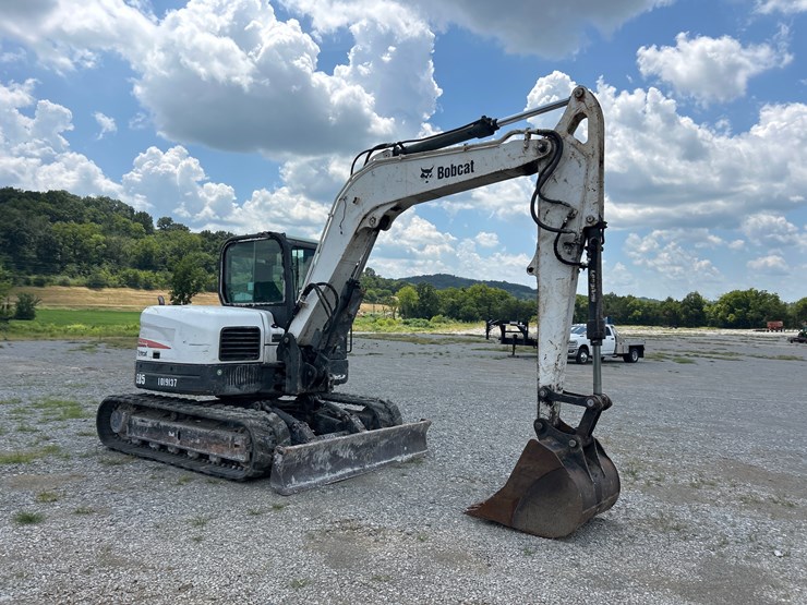 2017-bobcat-e85-image-5