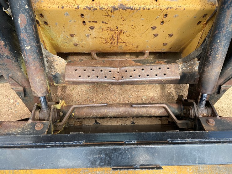 1998-new-holland-lx665-turbo-image-8