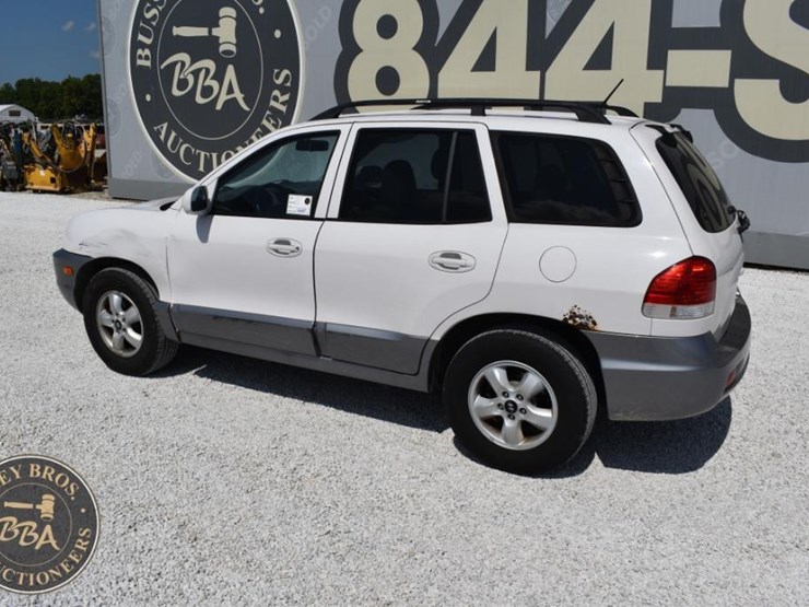 2005-hyundai-santa-fe-image-7