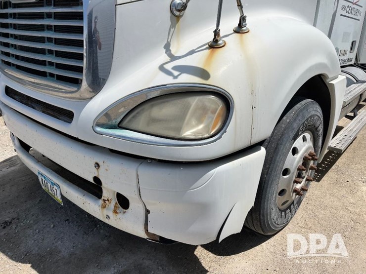 2009-freightliner-truck-(jn2397,-unit-277091)-image-18