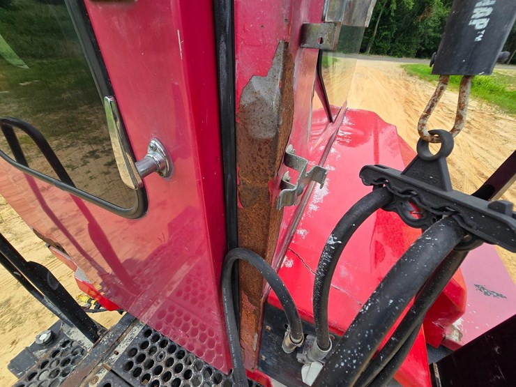 2015-ottawa-yard-spotter-truck---cummins-diesel,-allison-6-speed,-hydraulic-air-fifth-wheel-image-14