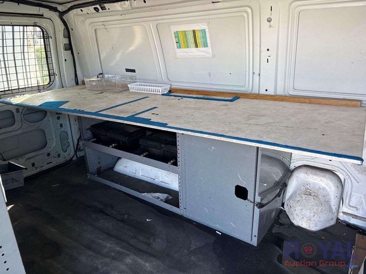 2008-ford-e-350-versalift-vantel29n-29ft-bucket-van-image-11