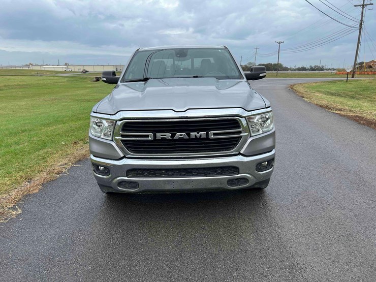 2021-ram-1500-big-horn-image-1