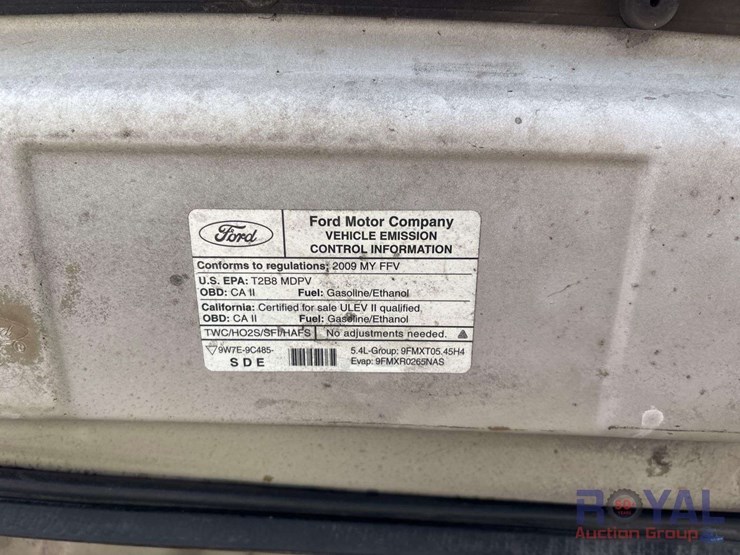 2009-ford-e350-image-12