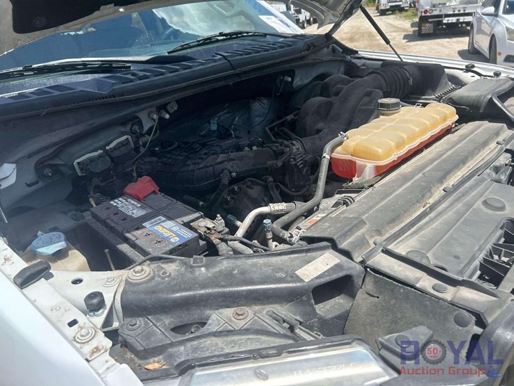 2017-ford-f150-image-13