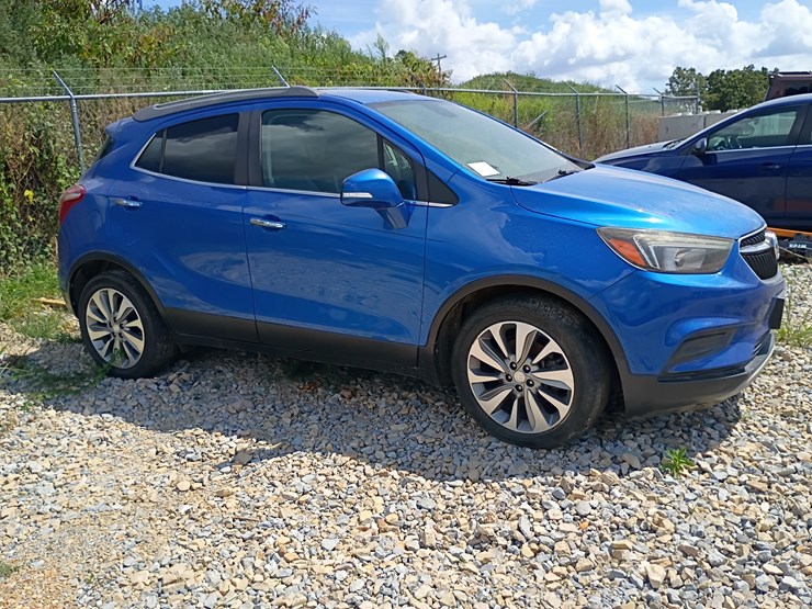 2017-buick-encore-image-12