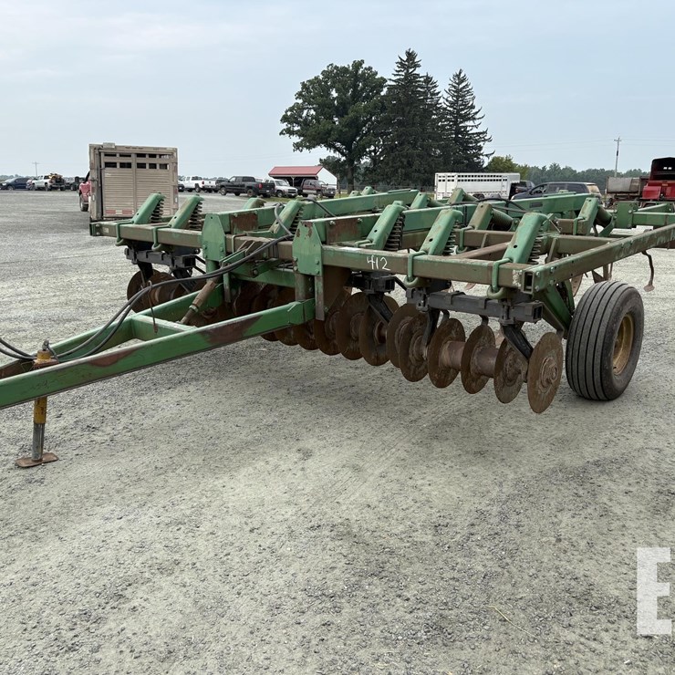 1984 JOHN DEERE 712