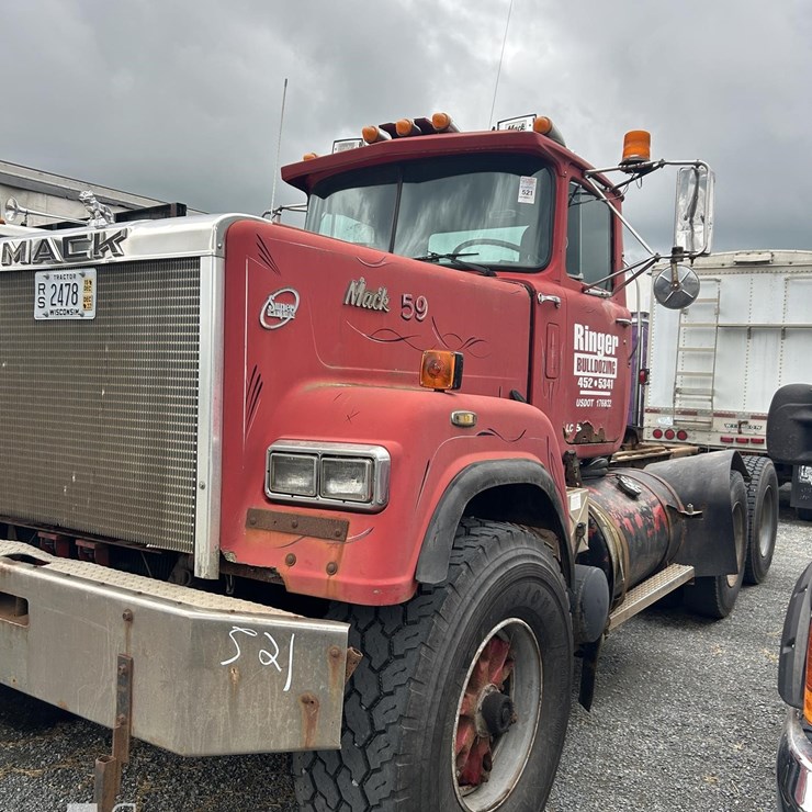 1991 MACK SUPERLINER RW753