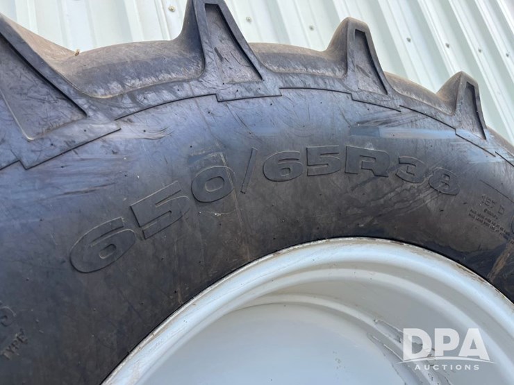 flotation-tires-(jn2719)-image-4