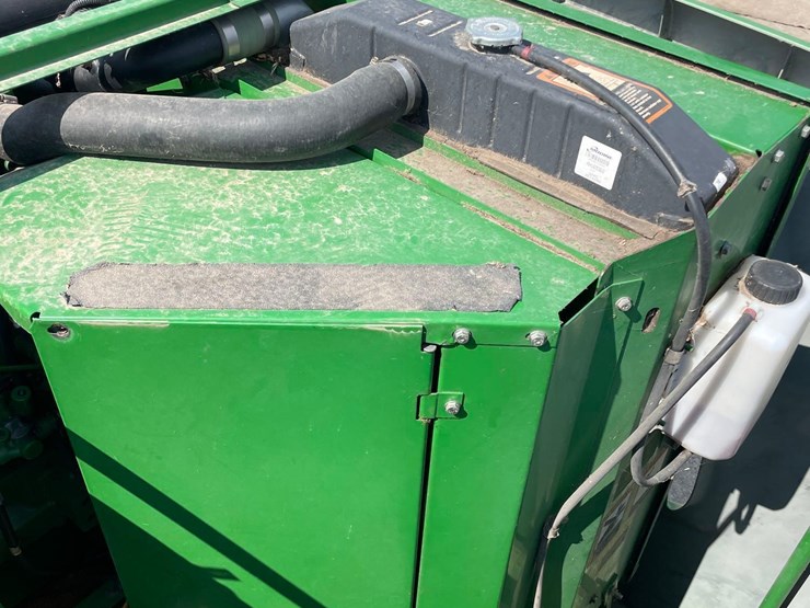 2002-john-deere-9550-image-108