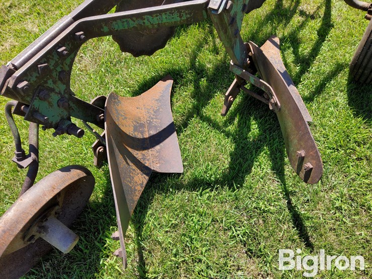 john-deere-44-image-19